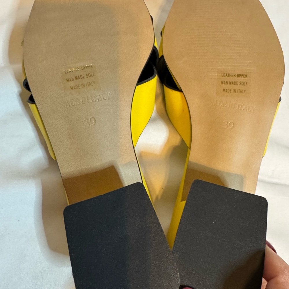 Emanuele Crasto Yellow Woven Leather Sandels - Picture 4 of 6